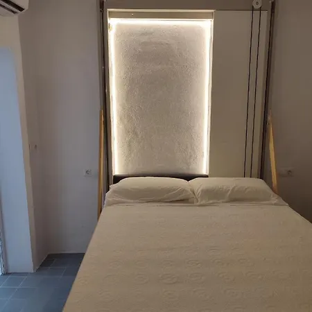 Estudio Recién Reformado En Patio Andaluz Apartamento