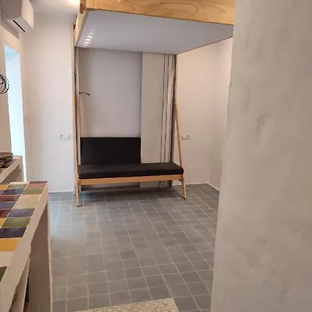 Estudio Recien Reformado En Patio Andaluz * קוניל דה לה פרונטרה